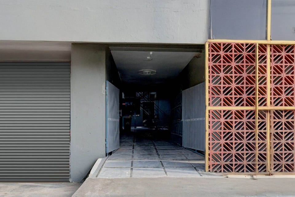 Entrance / Reception