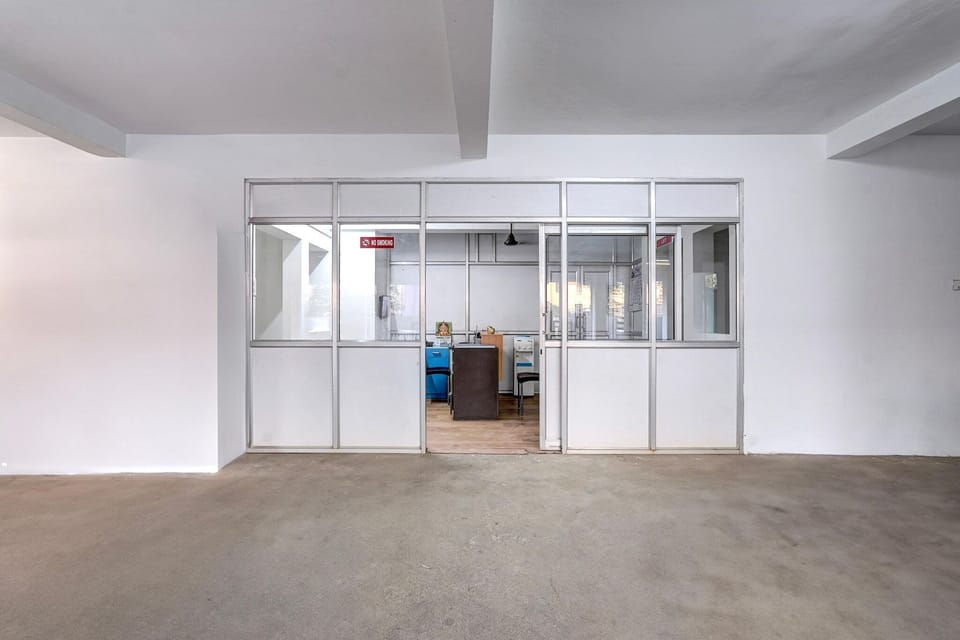 Entrance / Reception