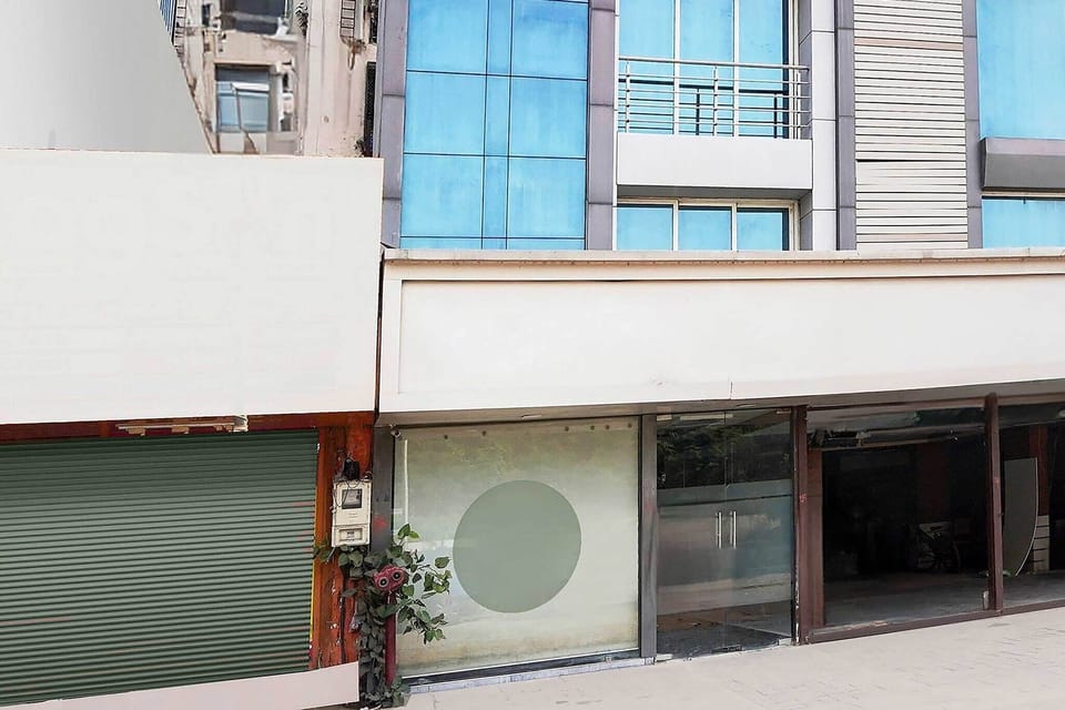 Entrance / Reception