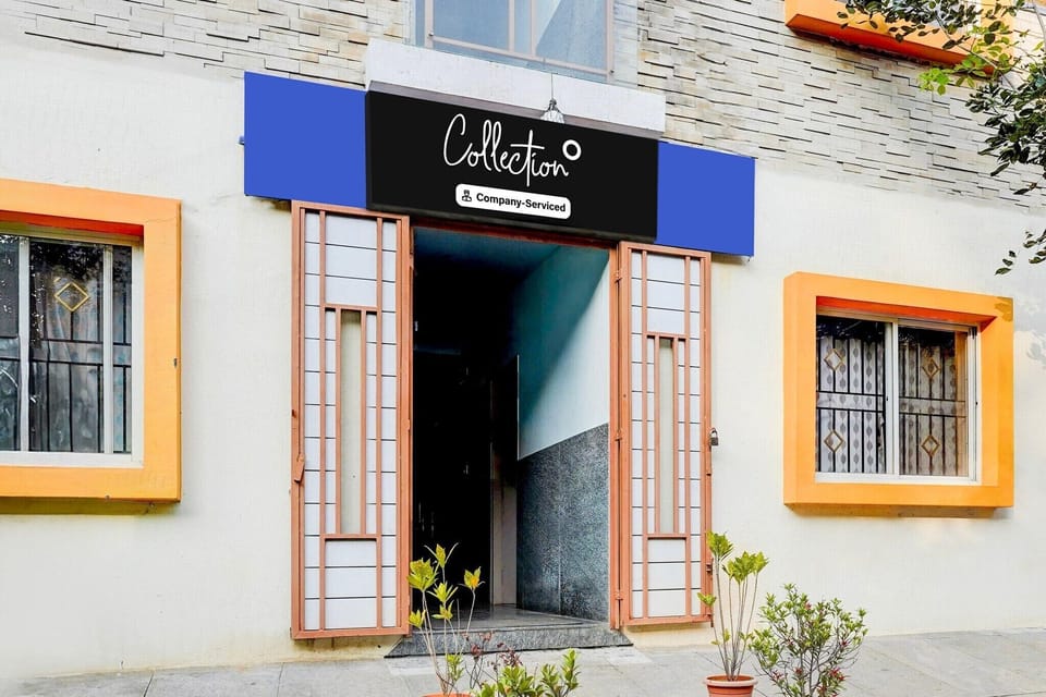 Entrance / Reception