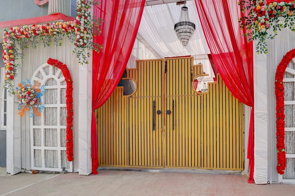 Entrance / Reception