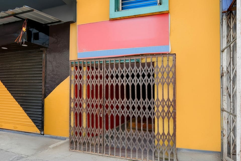 Entrance / Reception