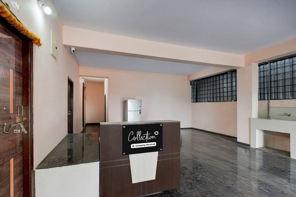Entrance / Reception