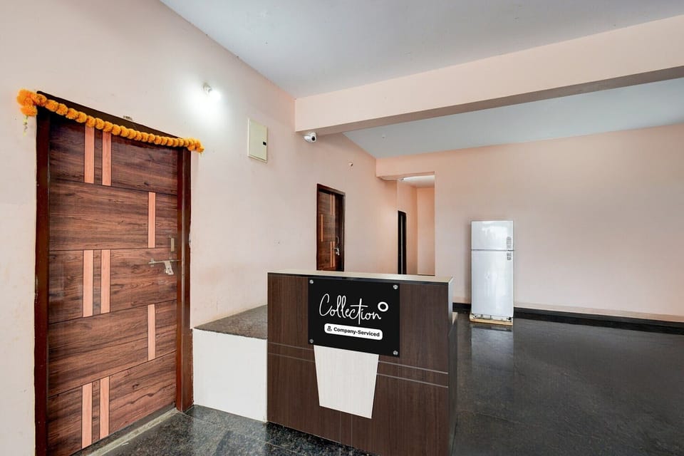 Entrance / Reception