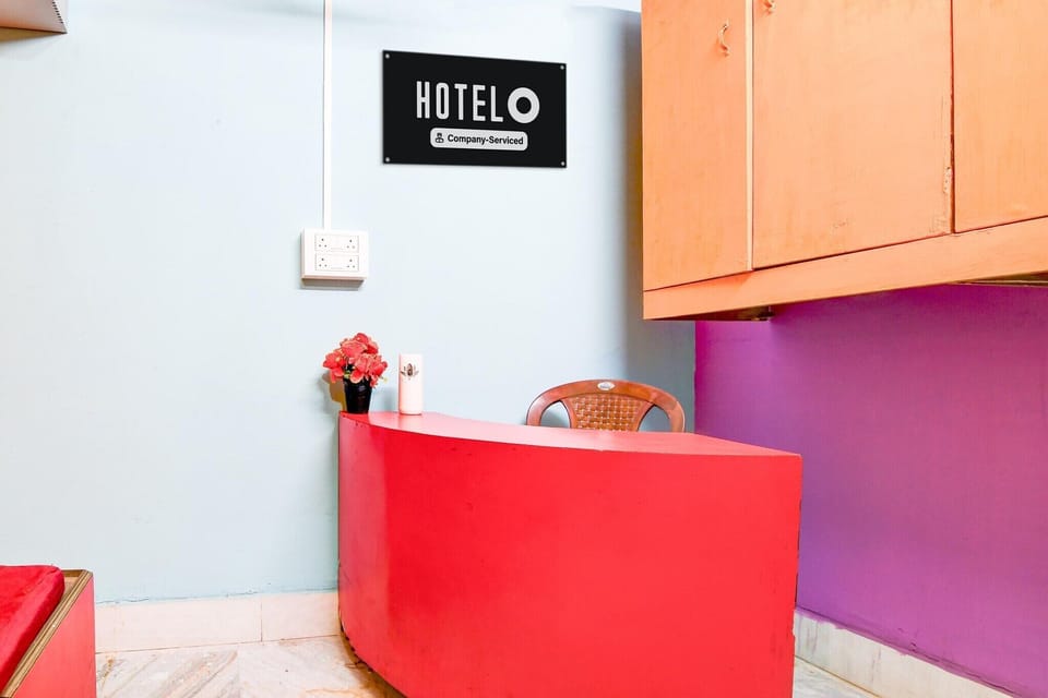 Entrance / Reception