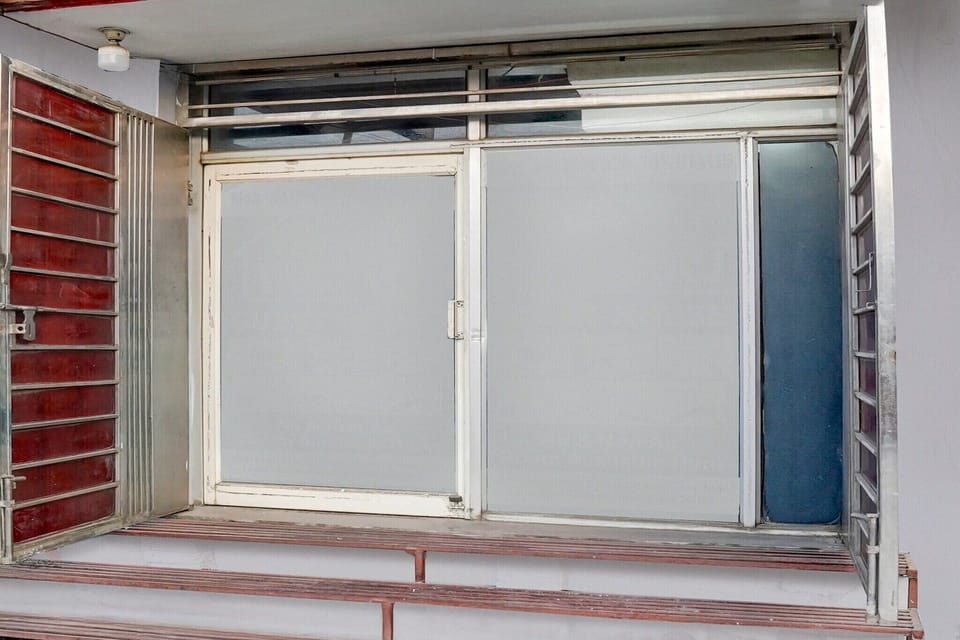 Entrance / Reception