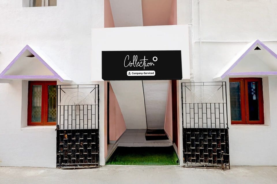 Entrance / Reception