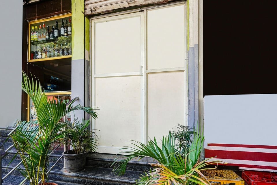 Entrance / Reception