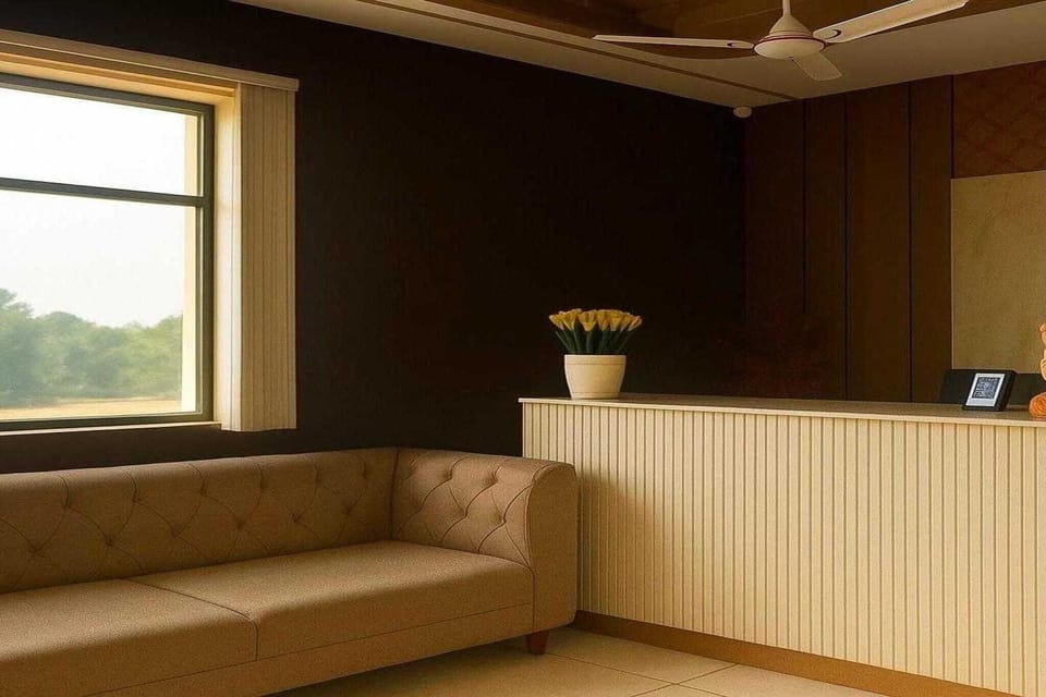 Entrance / Reception