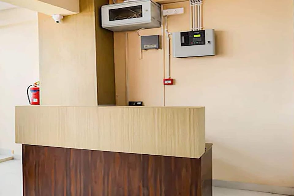 Entrance / Reception