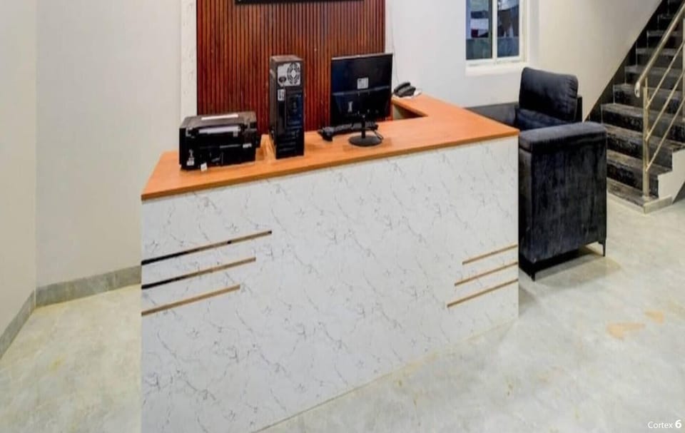 Entrance / Reception