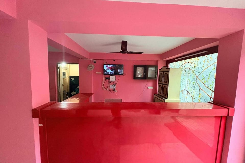 Entrance / Reception