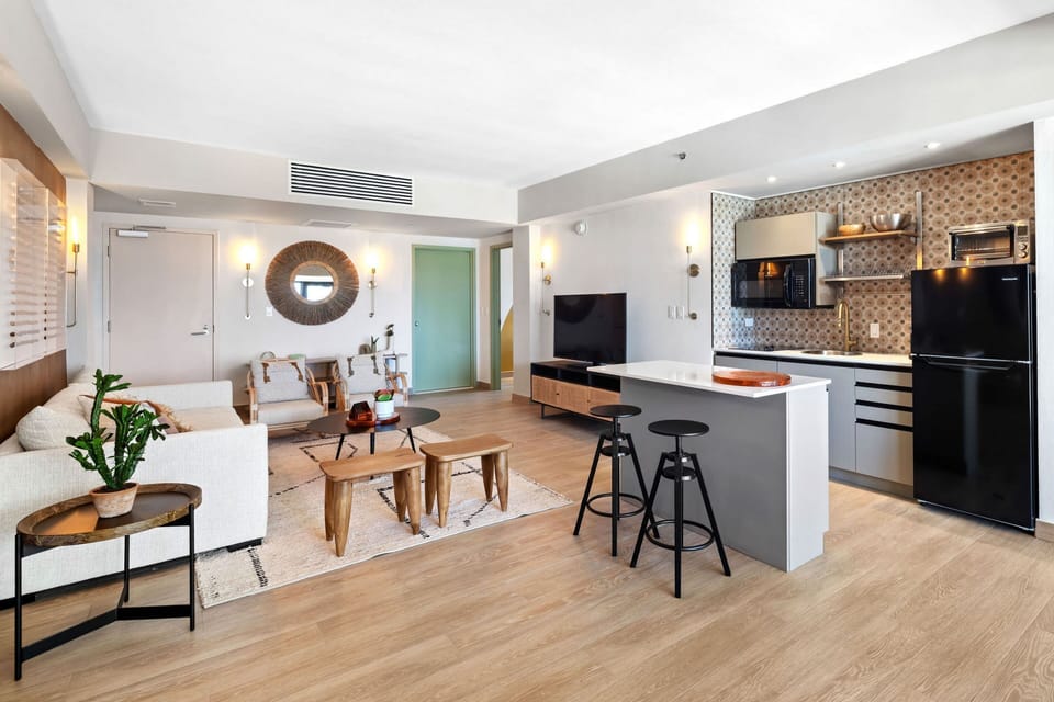 HiBird_2 Bedroom Apartment_4 (Copy)