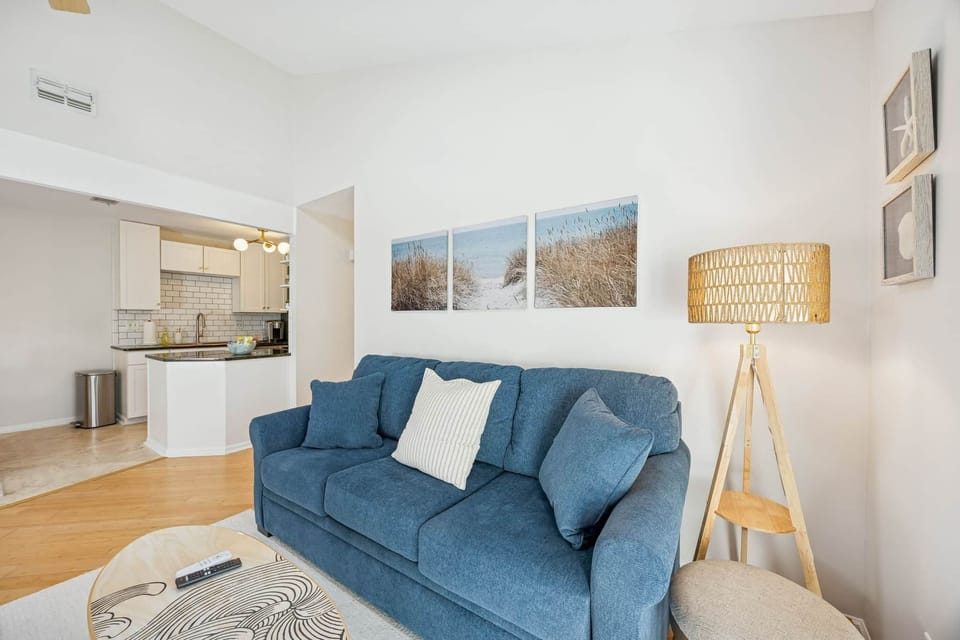 A6 Forest Ridge - Living Area 3