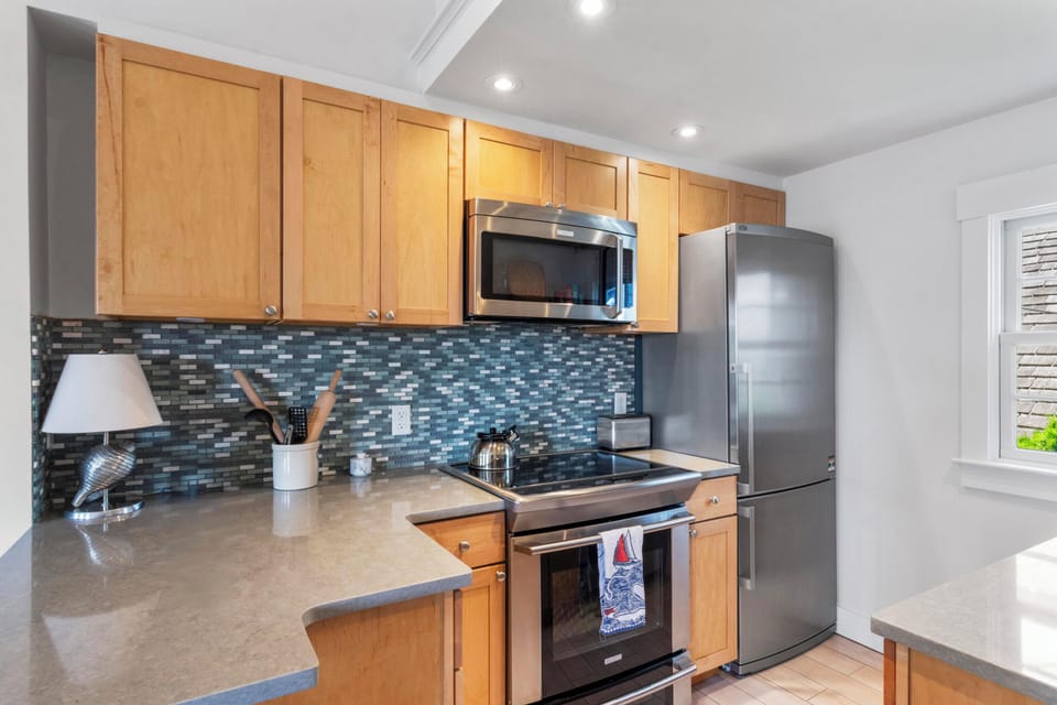 Fully equipped kitchen