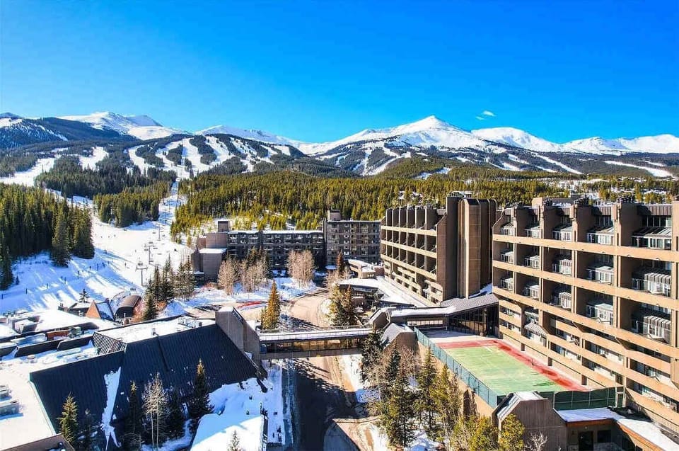 Located along Breckenridge Ski Resort for an unforgettable winter experience, a perfect summer destination for active and visually active guests alike.