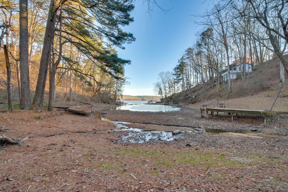 Lake Access | Canoes & Kayaks