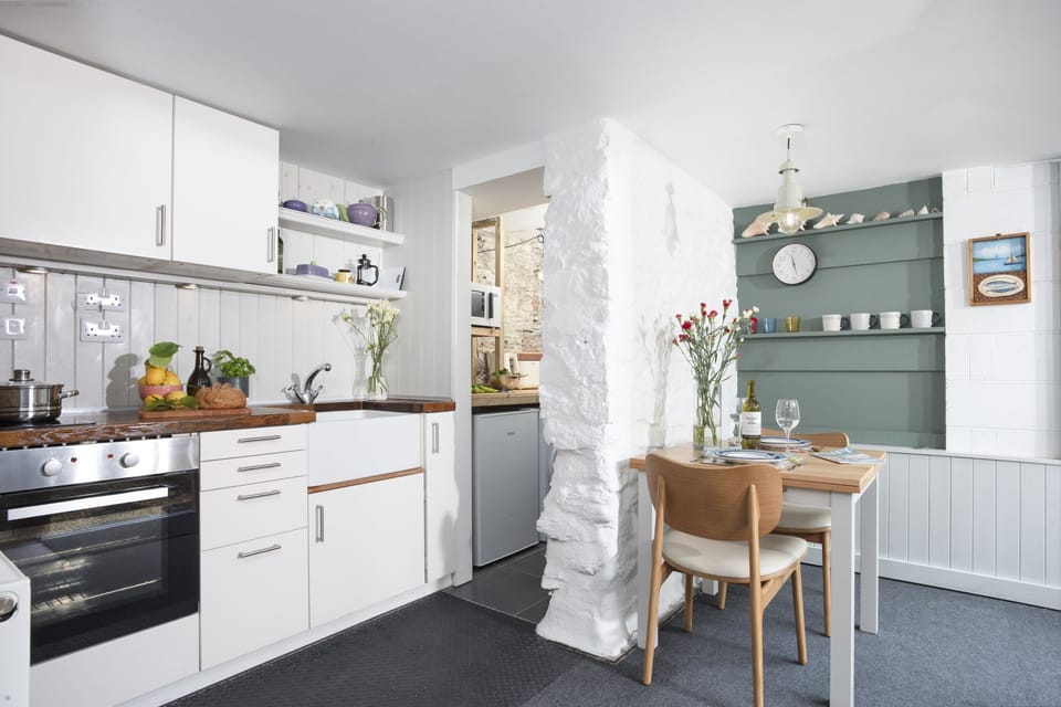 Kitchen with dining for two - An Selder