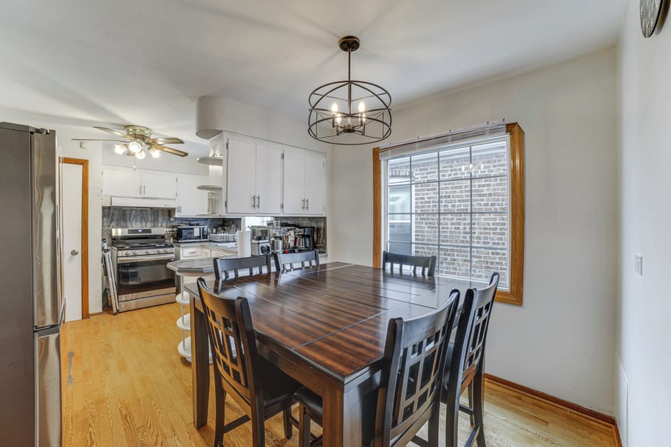 Kitchen & Dining Area | Main Level