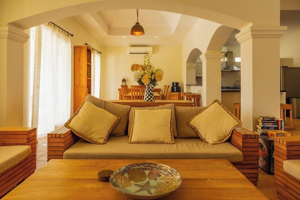 Luxury 3BR Villa Private Pool & Jacuzzi Golf View (279)