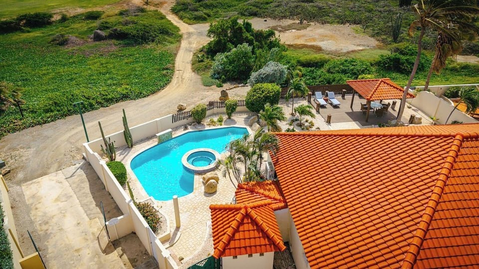 Luxury 3BR Villa Private Pool & Jacuzzi Golf View (290)