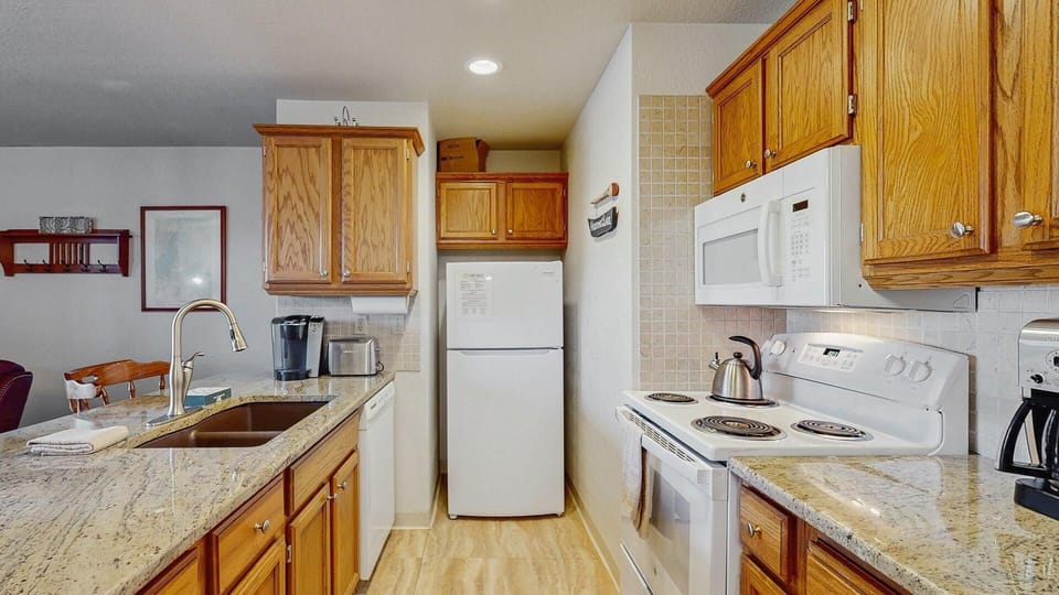 Kitchen with new counter tops