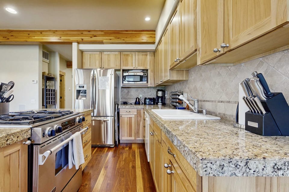 Updated chef's kitchen