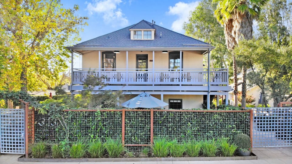 Cielo @ Bungalow 313 Sonoma Vacation Rental - Communial Area - Bocce Court, Fire Pit and more