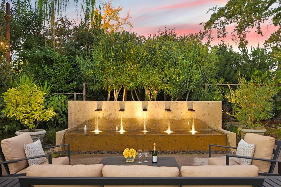 Bungalow 313 Sonoma Vacation Rental - Communial Area - Bocce Court, Fire Pit and more