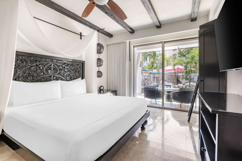 Wake up and step outside to palm-lined relaxation.