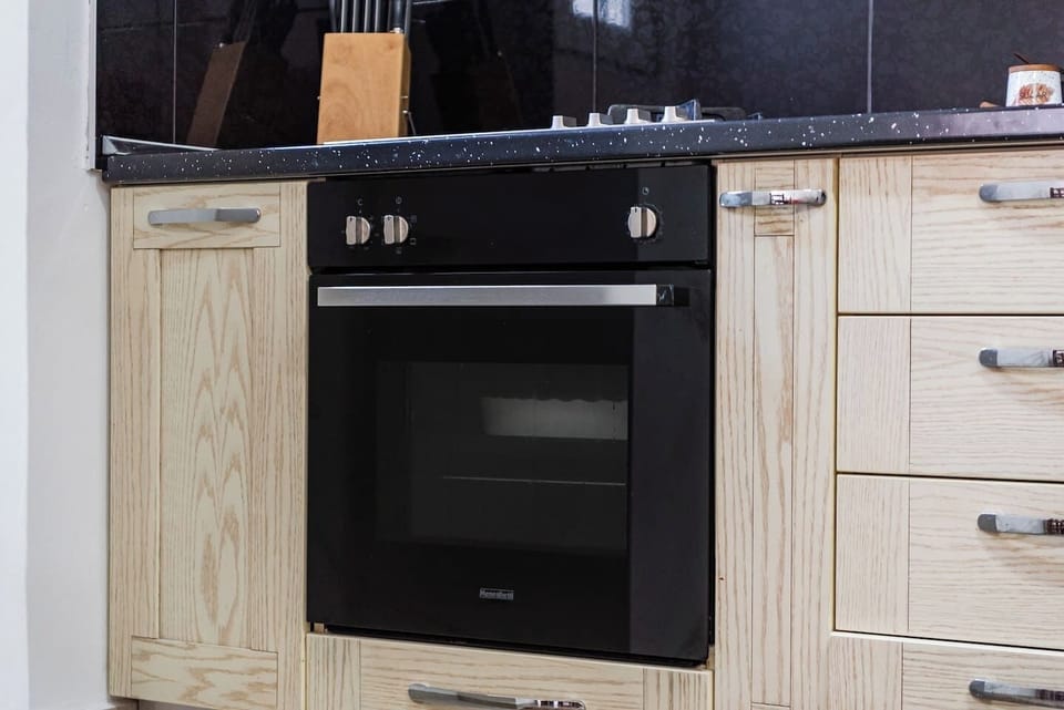 Fully-equipped kitchen details