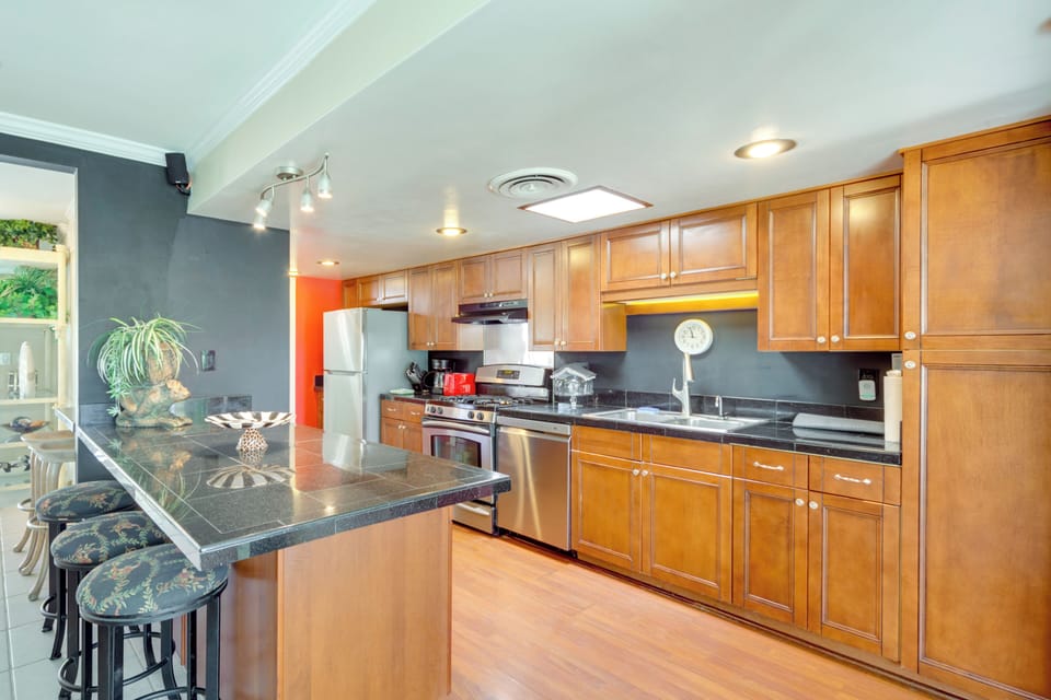 Kitchen | Drip Coffee Maker