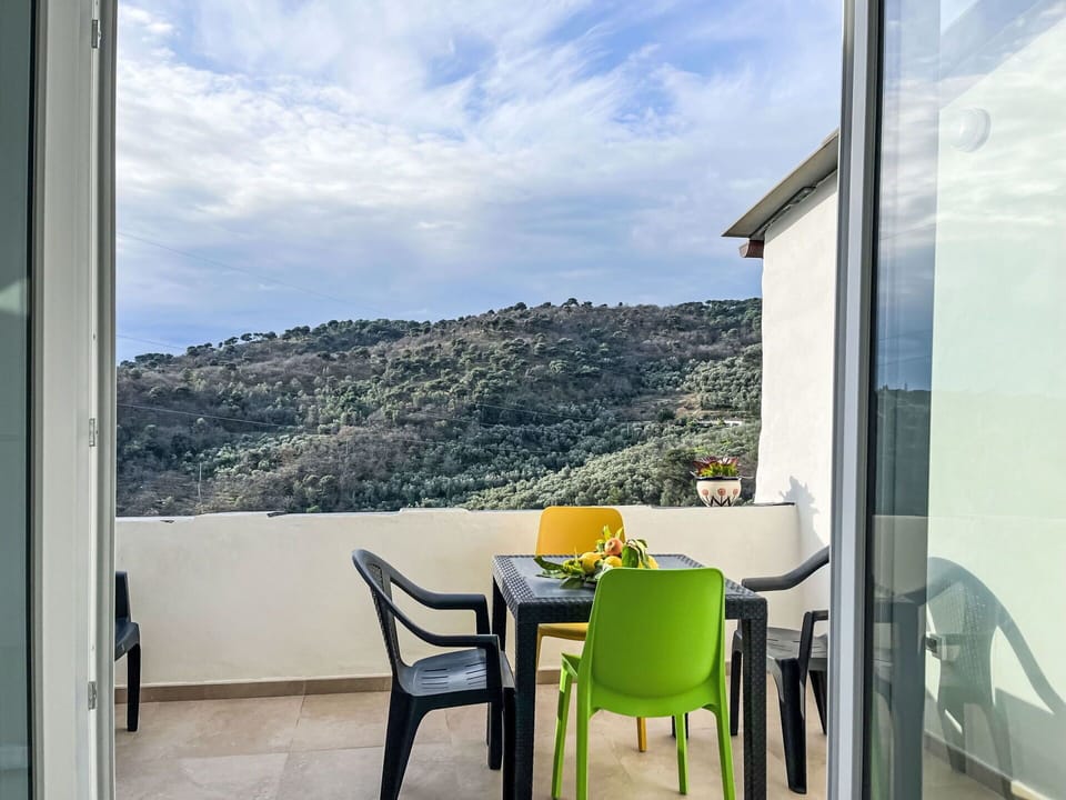 Furniture, Outdoor Furniture, Table, Chair, Outdoor Table, Garden, Kitchen & Dining Room Table, Patio, Restaurant, Flowerpot