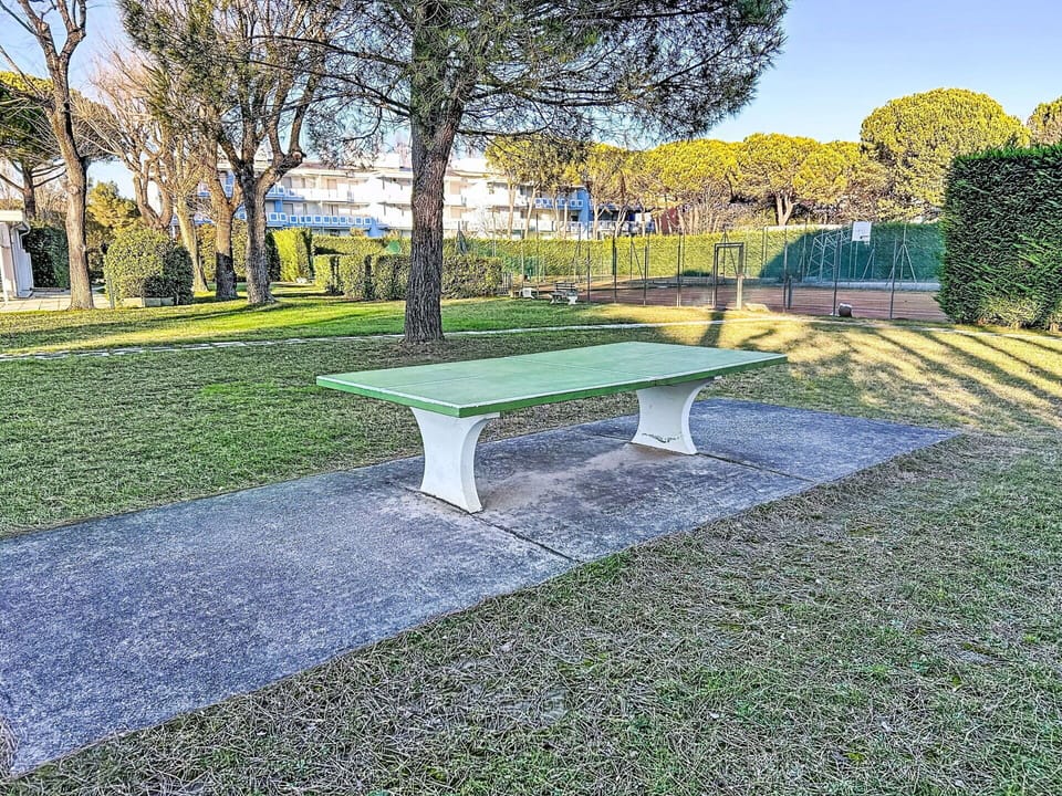 Furniture, Outdoor Furniture, Table, Chair, Outdoor Table, Garden, Kitchen & Dining Room Table, Patio, Restaurant, Flowerpot