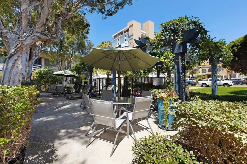 Shared, community seating area in the courtyard