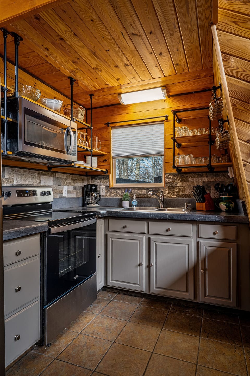 Start or end your day preparing your favorite meals!