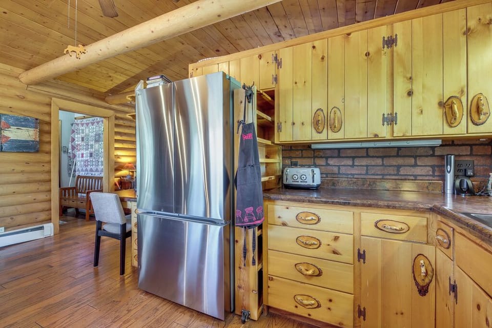 Kitchen with new stainless steel fridge and ice maker.jpg