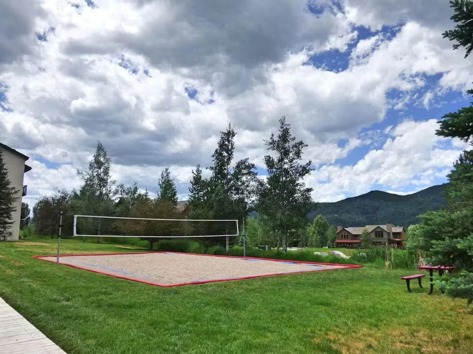 Sport court