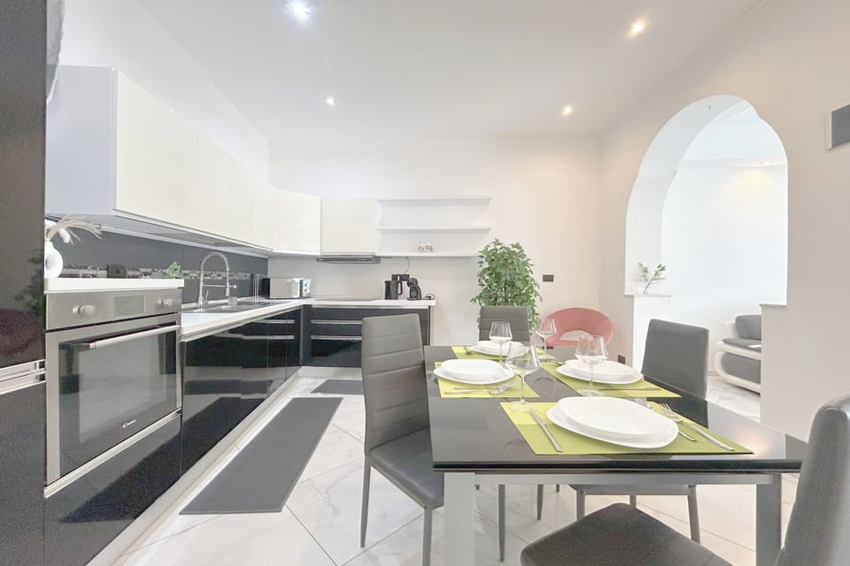 Kitchen and dining area