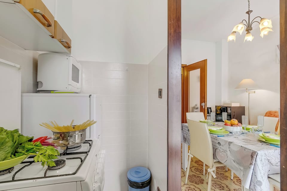 Kitchen and dining area