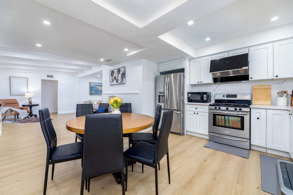 Dining table in kitchen area
