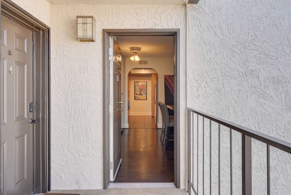 Private Entrance