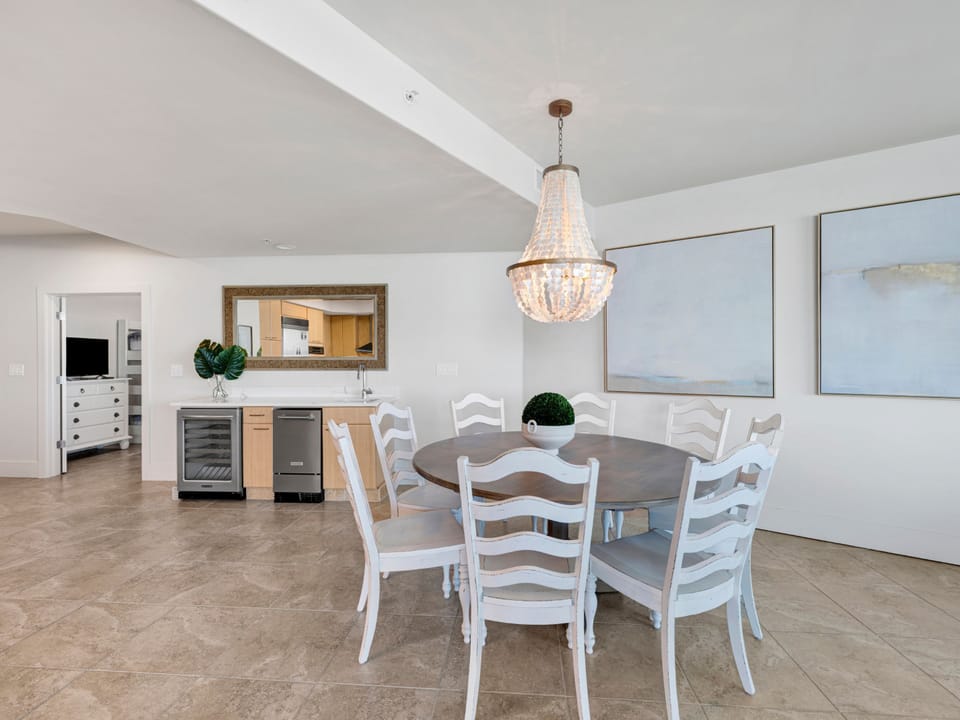 Dining Area - Table for Eight and Wet Bar