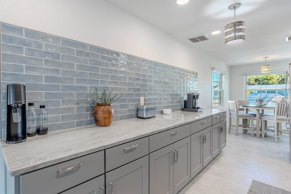 Ample Counter Space Meal Prep