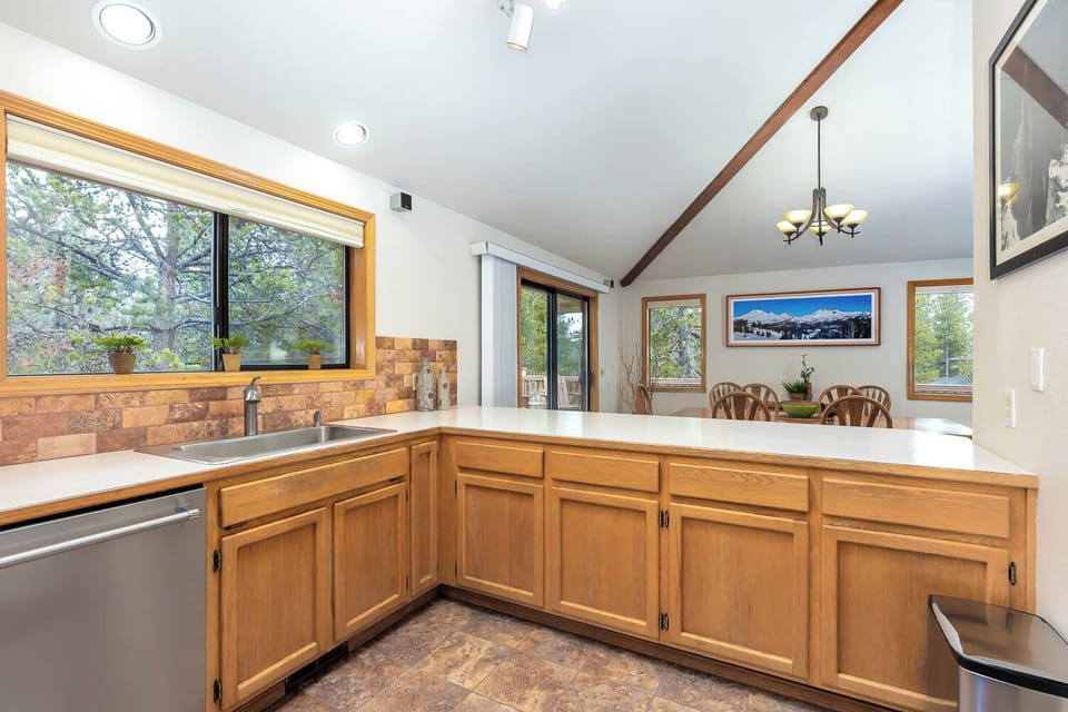 Kitchen - Main Level