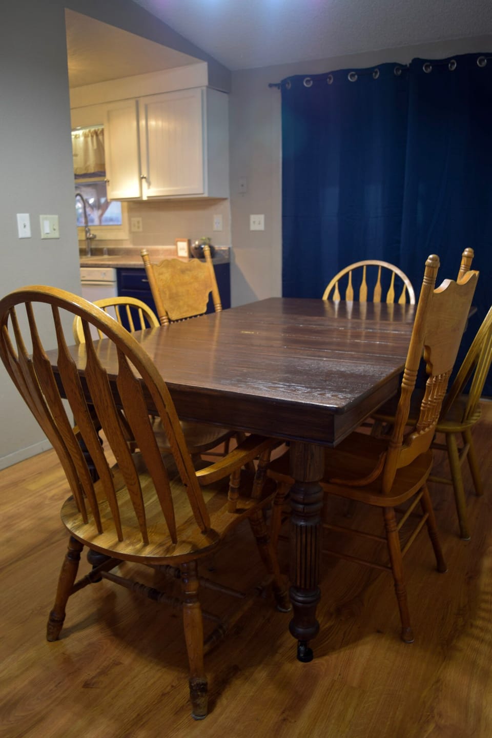 Dining room.