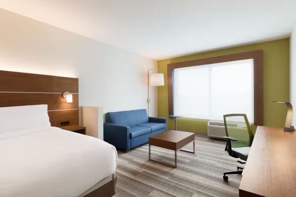 Bedroom. Interior and views may vary based on location and availability.