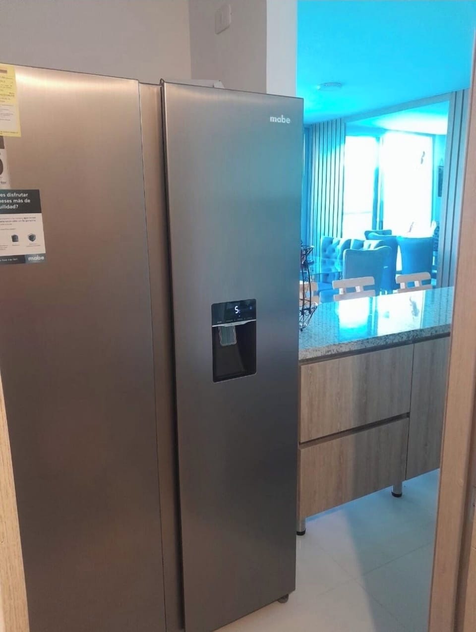 Doble refrigerator/ Dishwasher/washer and dryer/ stove with oven/ air fryer