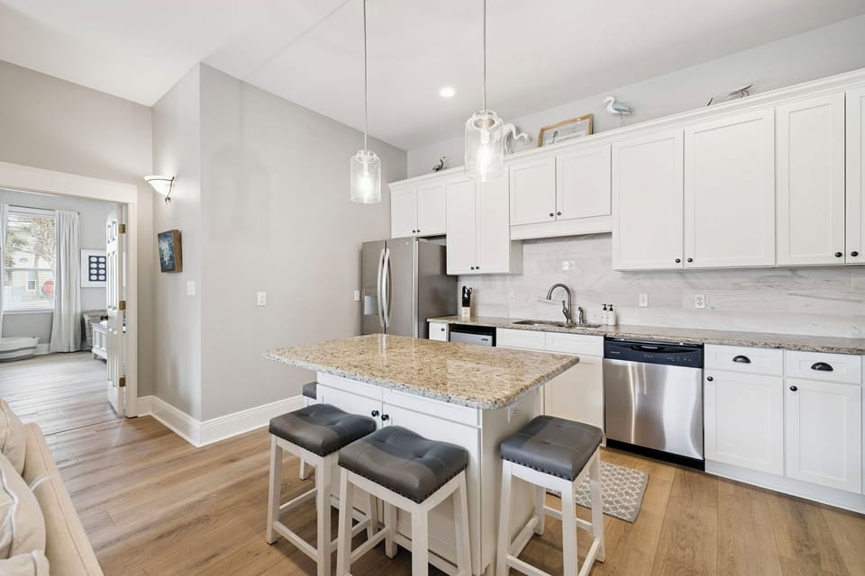 Additional seating at the kitchen island