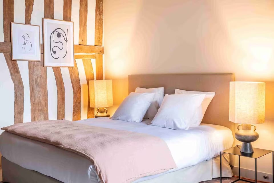 Bedroom. Interior and views may vary based on location and availability